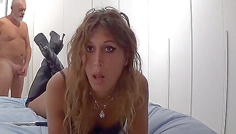 Courtesan fuck with a horny blonde