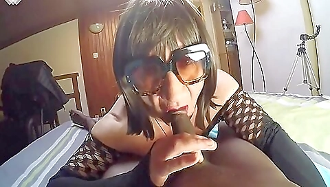 Sexy chick fucks like a slut