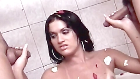 Mas fingertipsualeg breakersl gays fucks a and getting