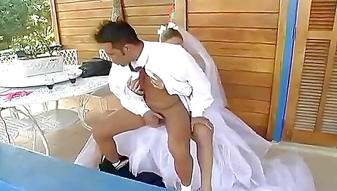 Hawt sweetheart gives a hot blowjob