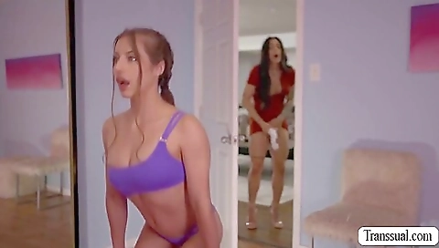 Shara threwon and cock like ao weightr wardrobe babys gisele